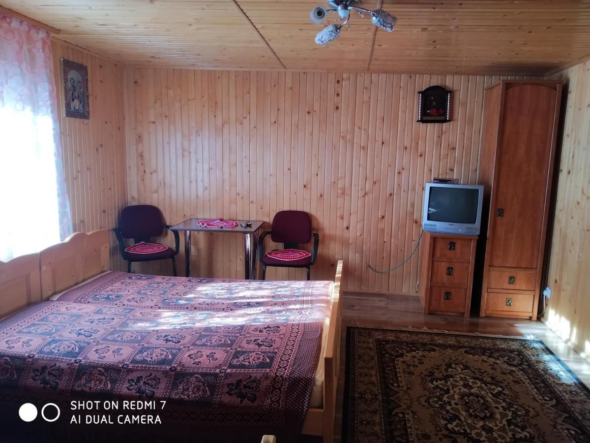 У Дядька Guest House Pilipets Rom bilde