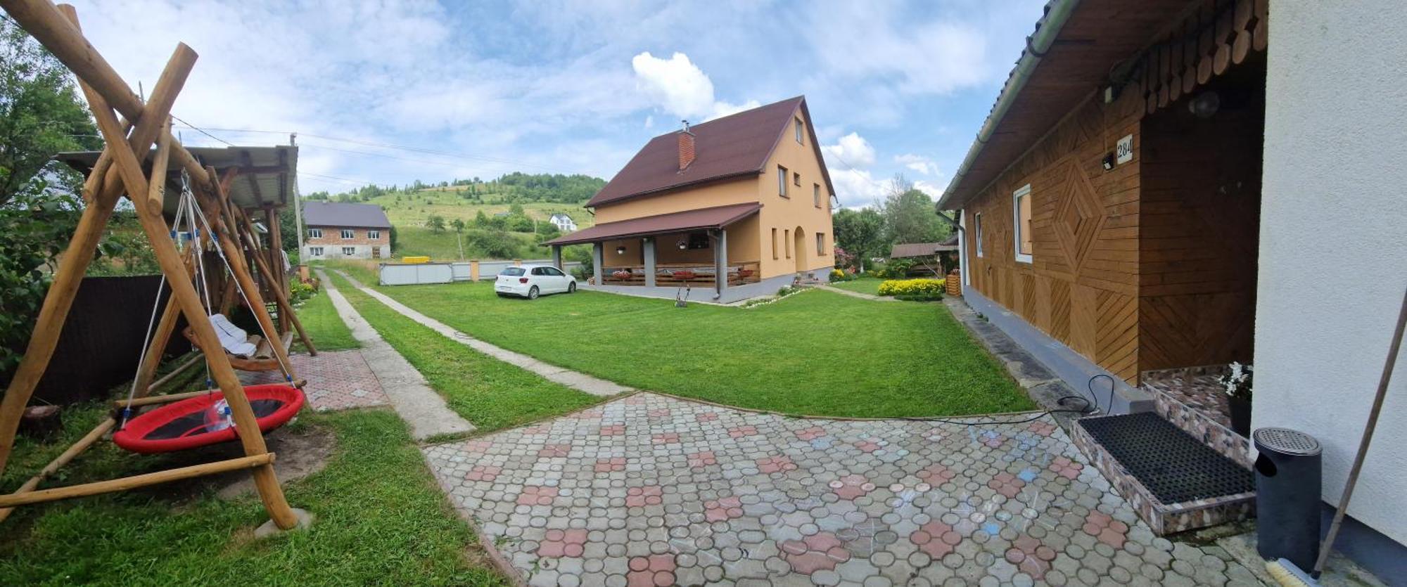 У Дядька Guest House Pilipets Eksteriør bilde